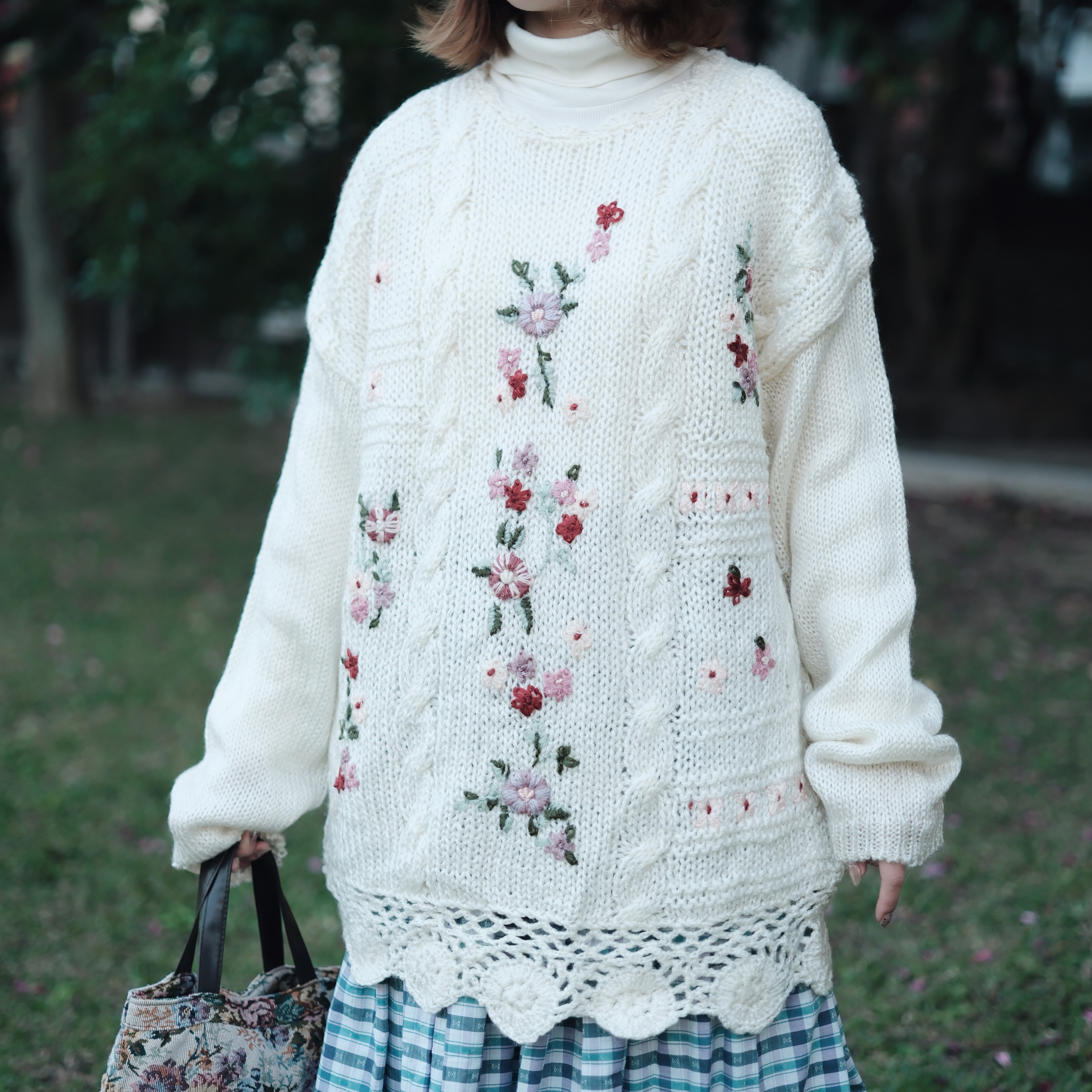 9E731F53-1466-406F-B100-726F8F65B857