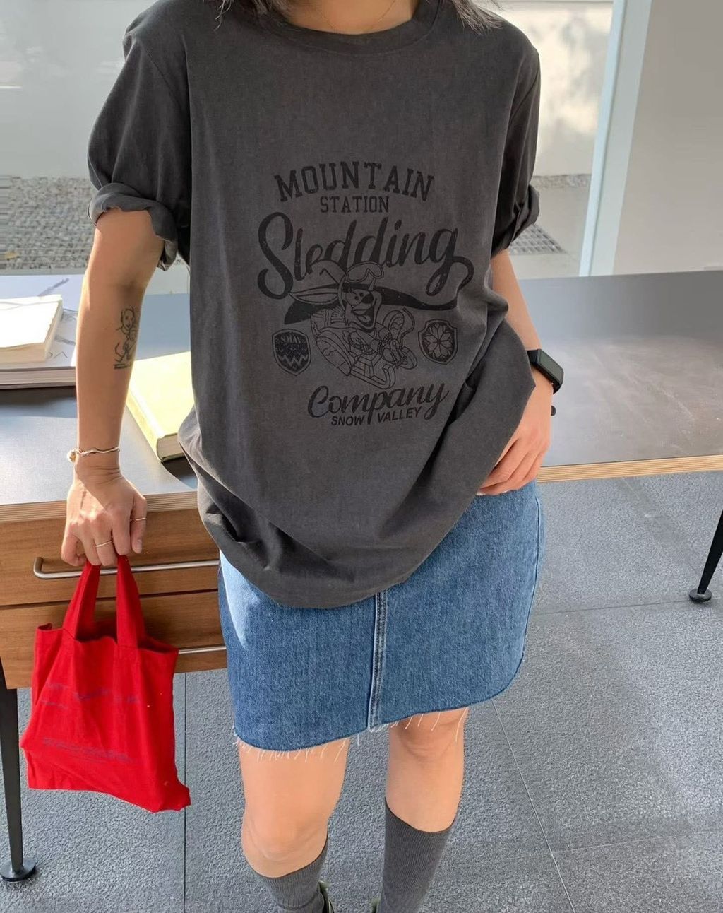 美式古著塗鴉上衣1