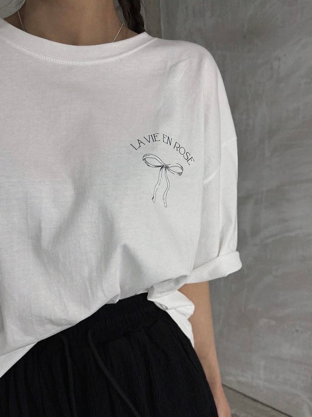 背後有大蝴蝶結的上衣2