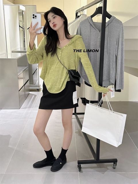 AR015 慵懶連帽Tee looking mobile