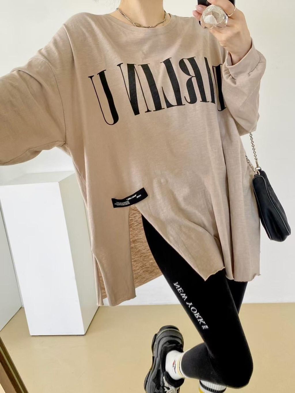 大字Tee5