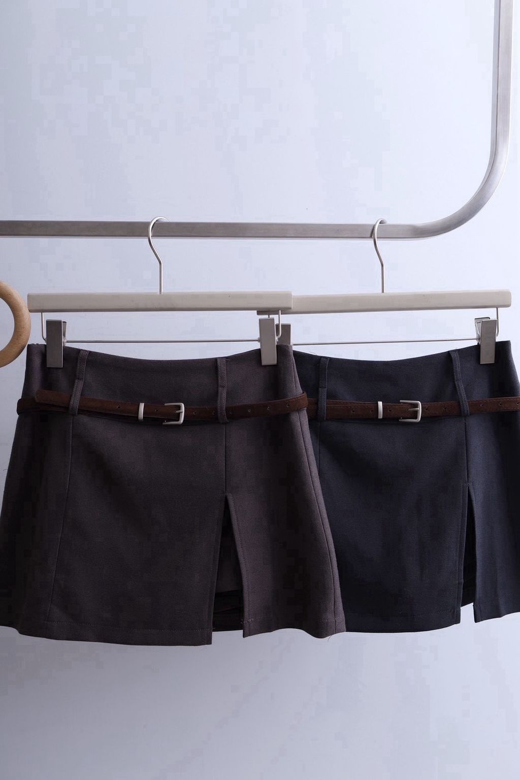 側開叉附皮帶褲裙1