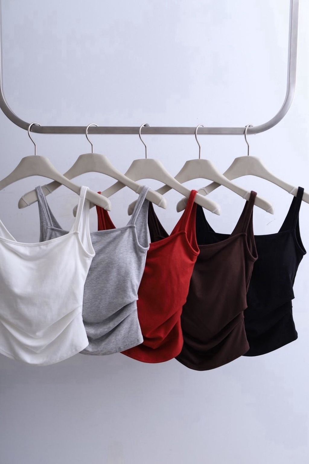 多色附罩杯背心1