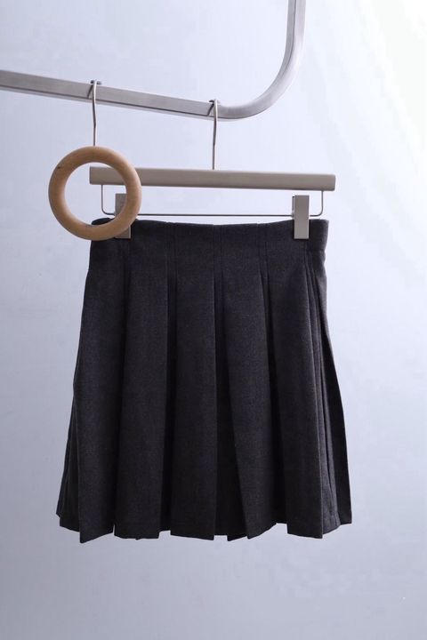 百褶流行款短裙2