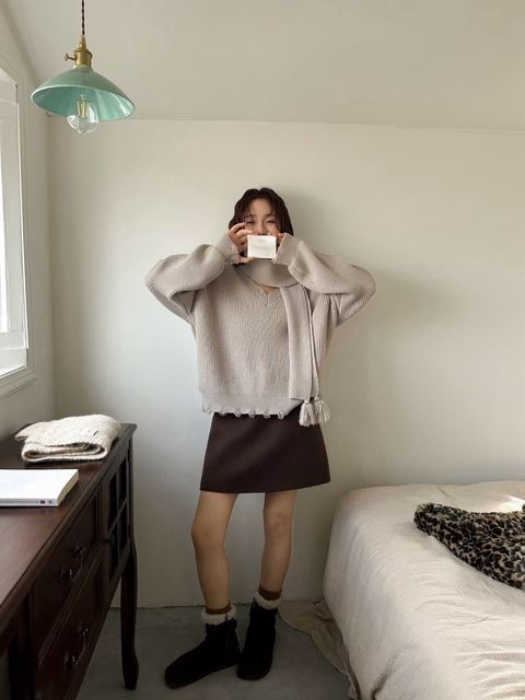 V領磅數圍巾針織上衣2