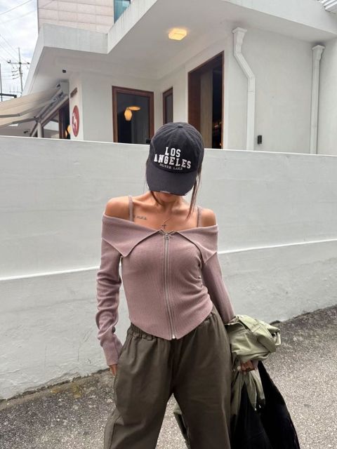 可拉一字領上衣1