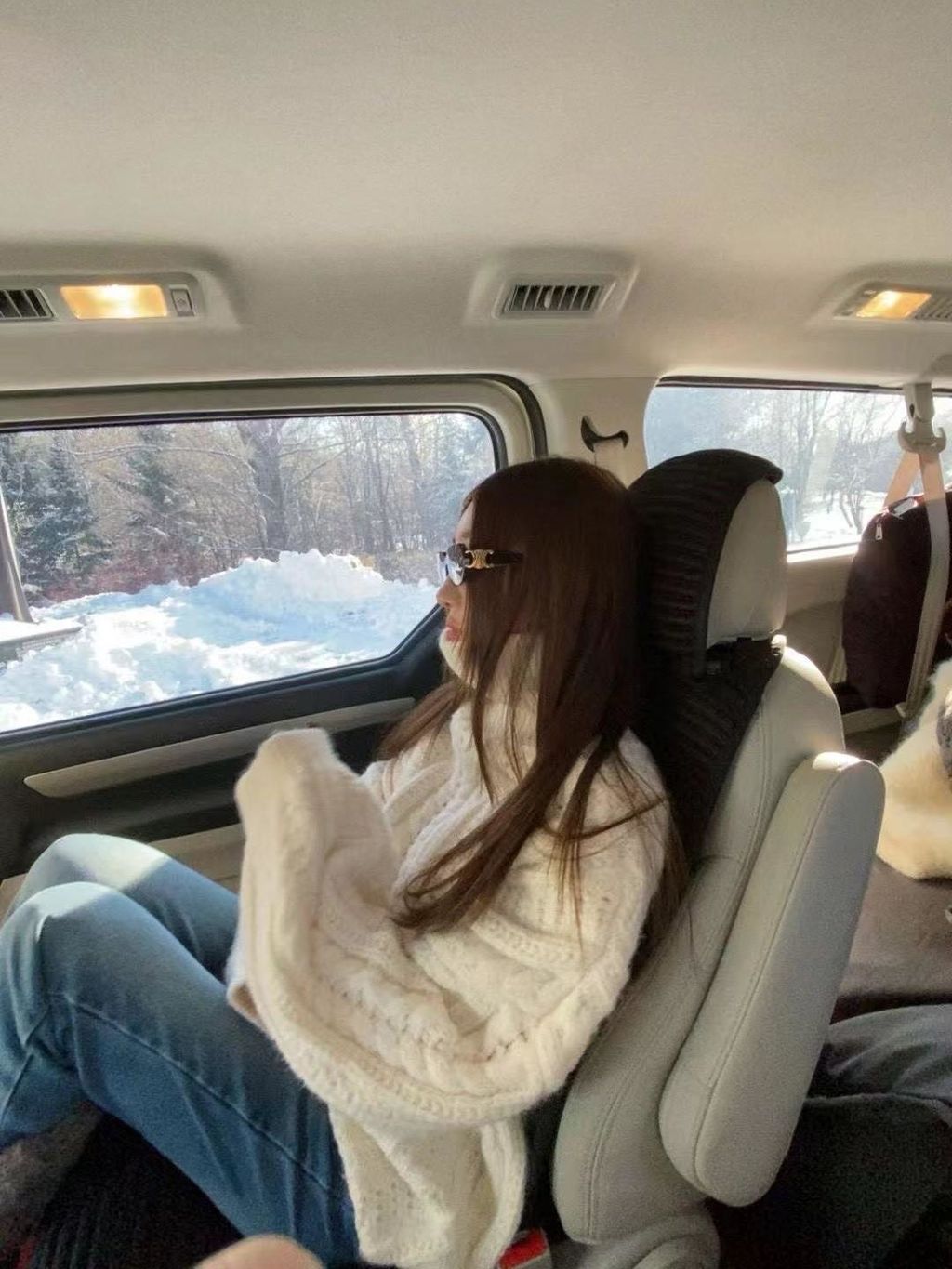 高領後磅針織上衣3