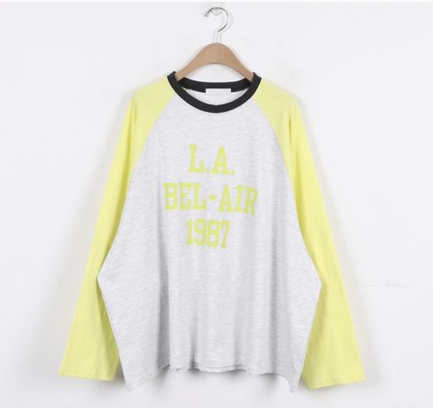 繽紛配色英字上衣2