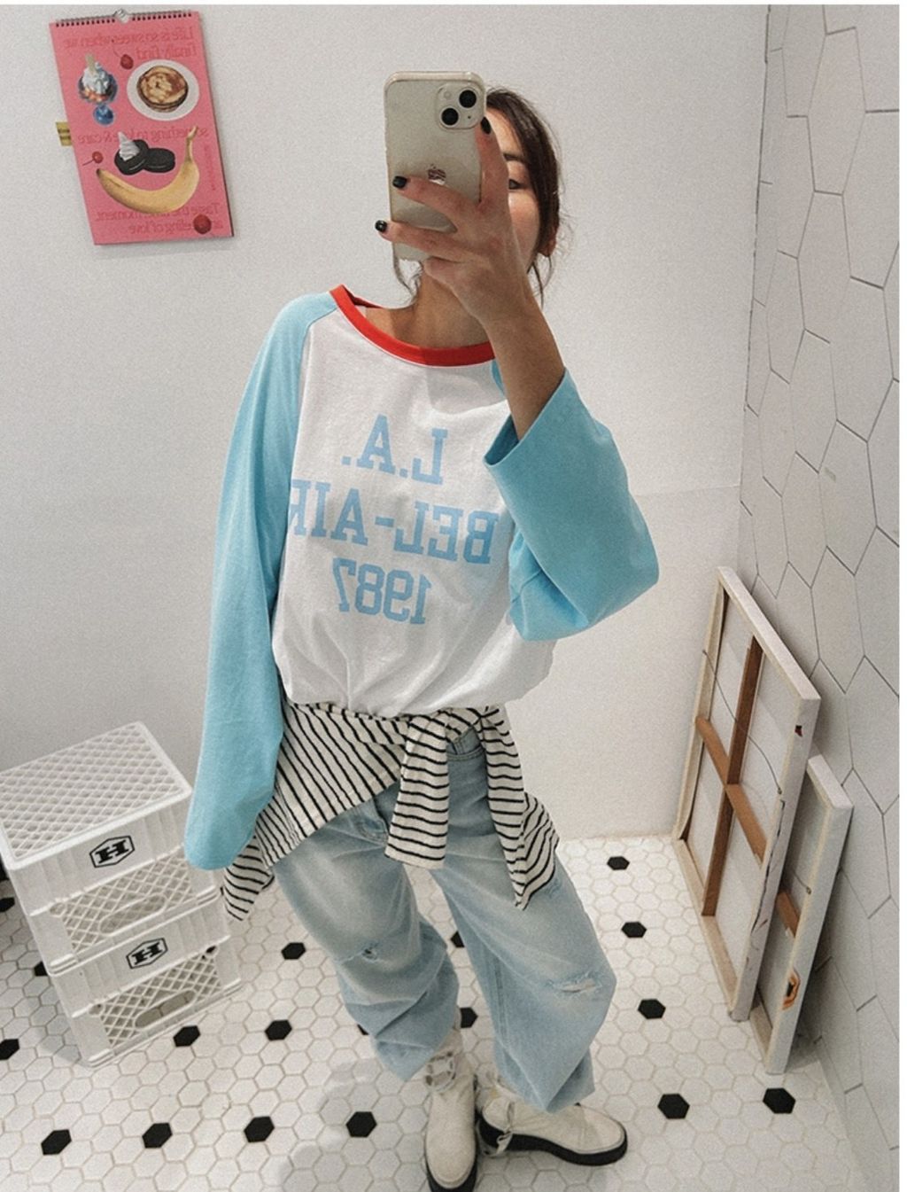 繽紛配色英字上衣5