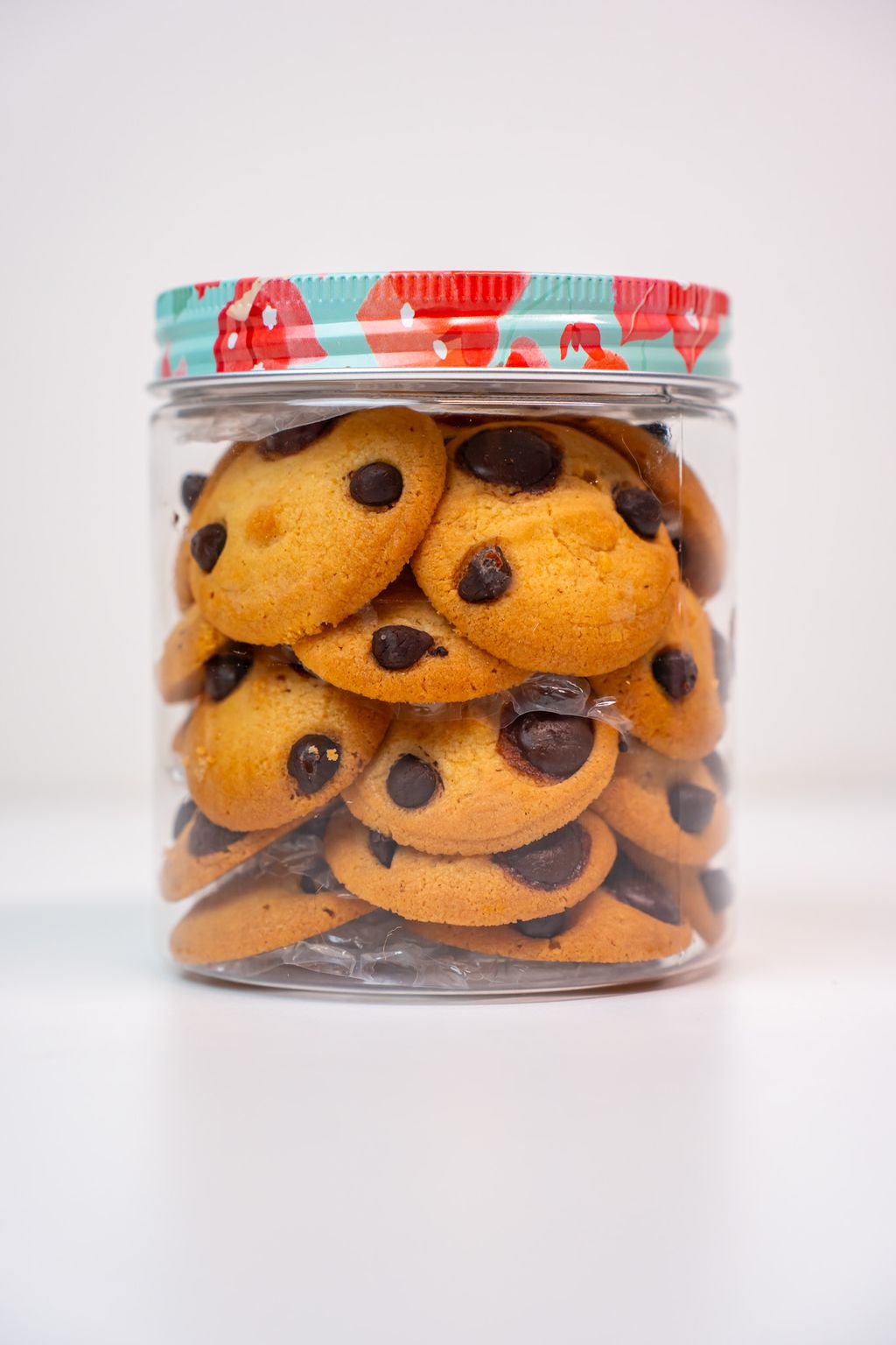 Lynn Patisserie Signature Butter Cookies with Chocolate Chips - Handmade CNY Cookies 2026