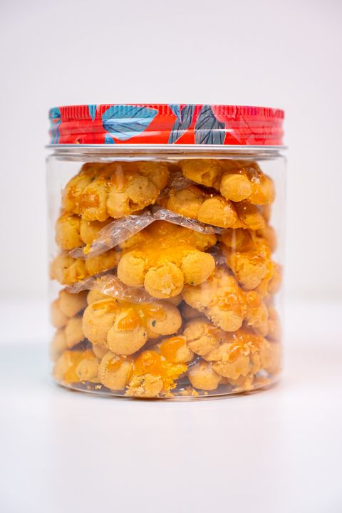 Lynn Patisserie Golden Salted Egg Cookies - Handmade Savory & Sweet CNY Cookies 2026