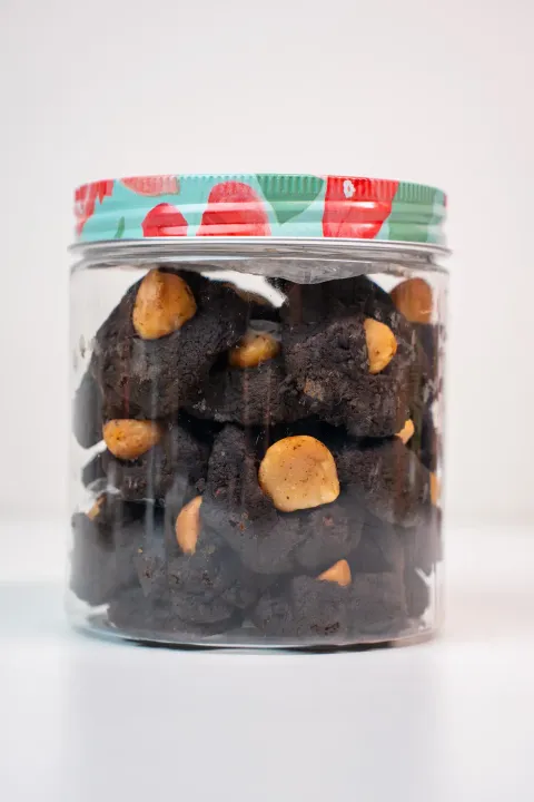 Lynn Patisserie Belgium Macadamia Cocoa Cookies - Premium Belgian Chocolate & Roasted Macadamia CNY Cookies 2026