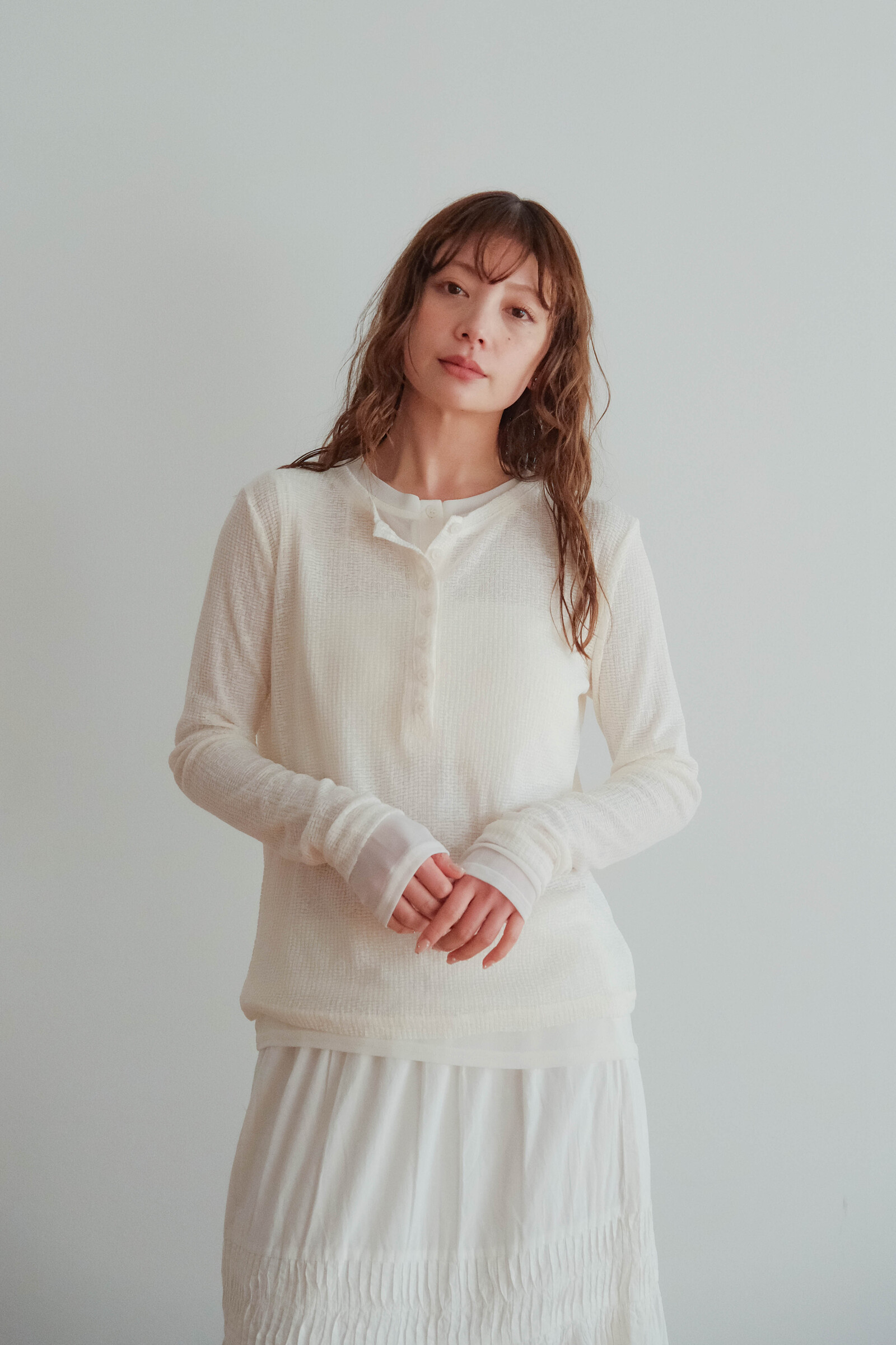 內裡 白＋外層 白