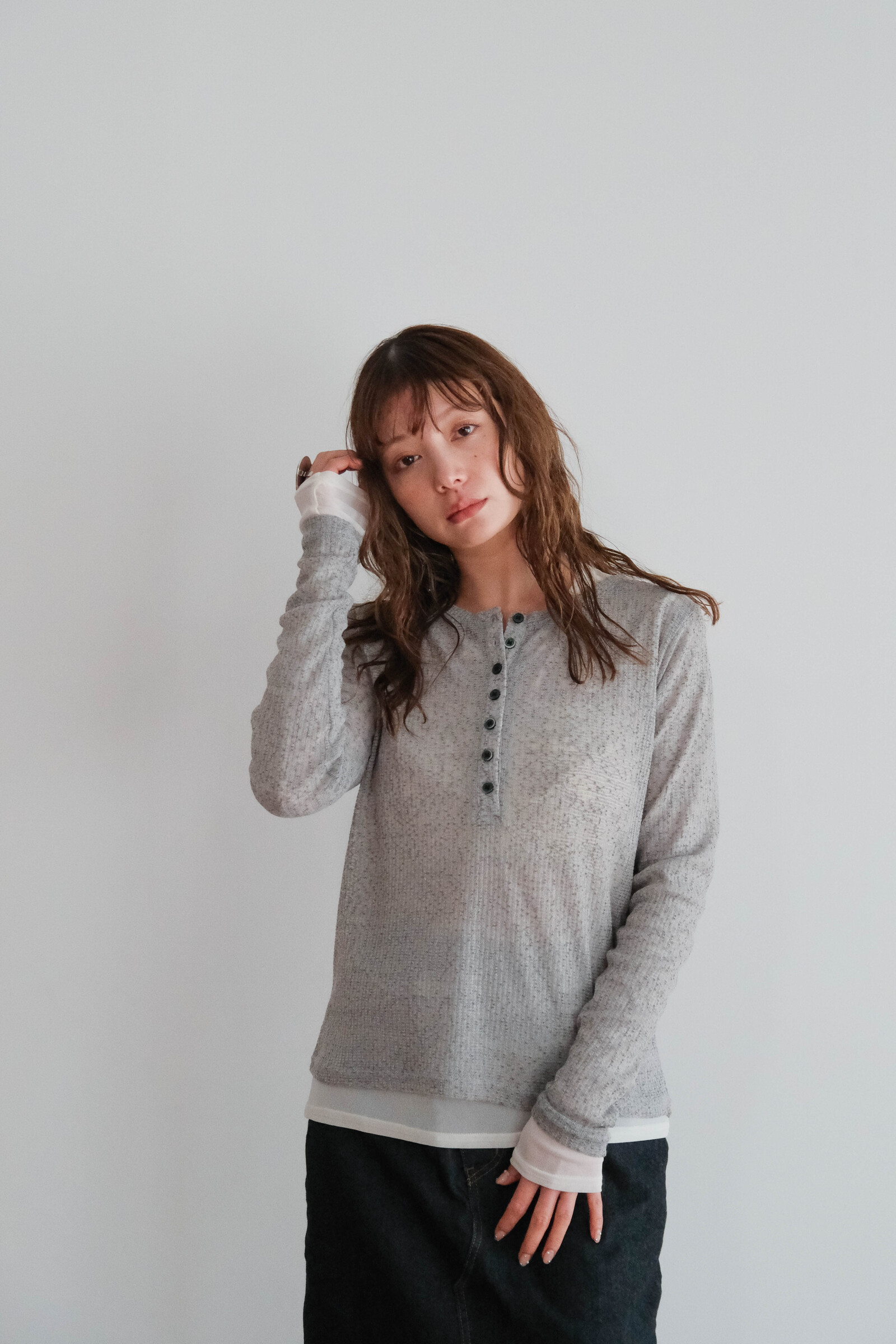 內裡 白＋外層 灰