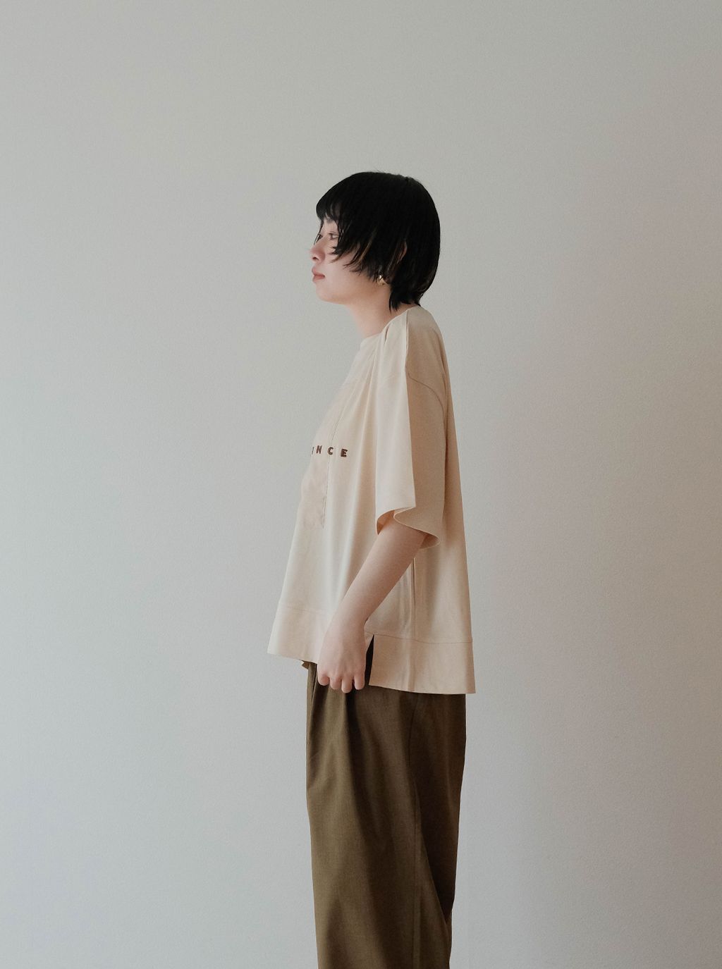 微光感立體刺繡踢恤_M3
