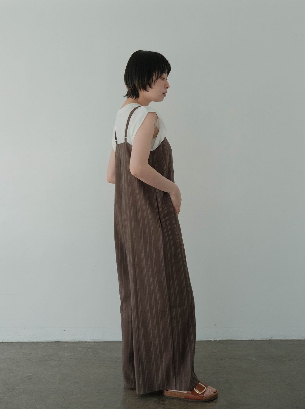 細線條大人感休閒吊帶褲_M8