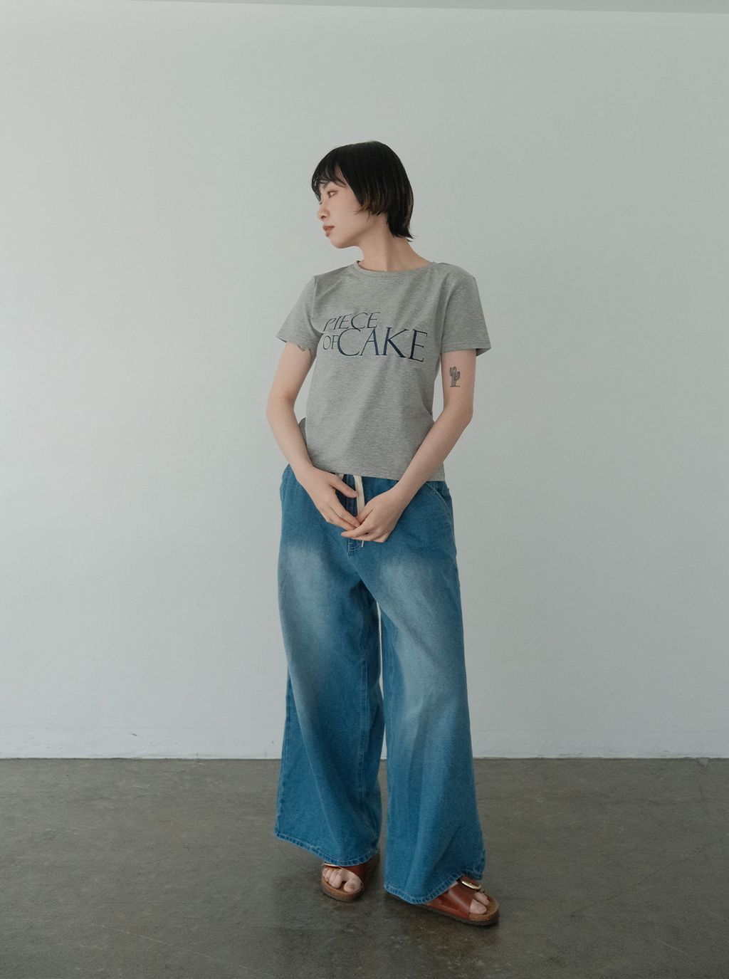 蛋糕刺繡字母踢_M3