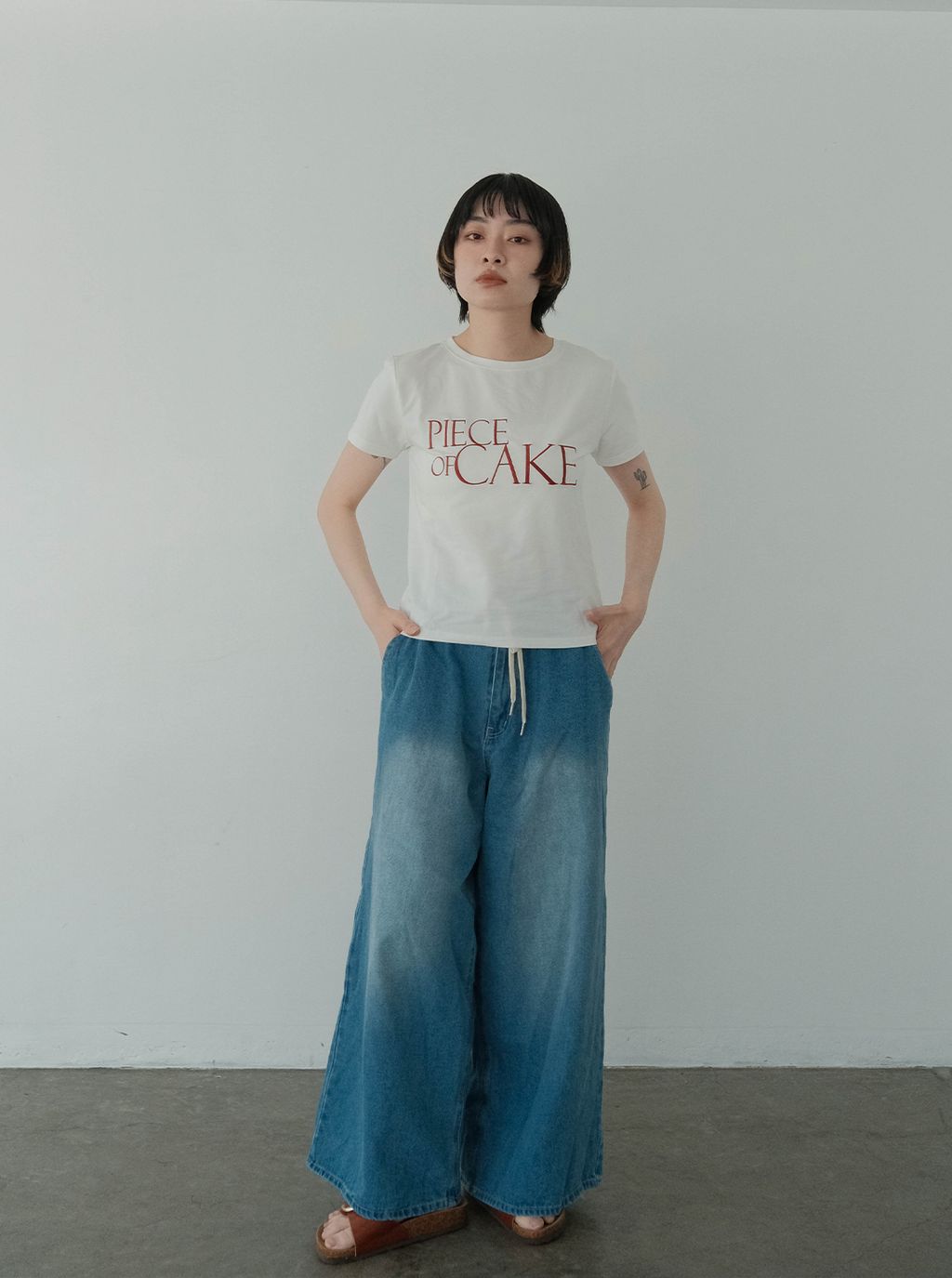 蛋糕刺繡字母踢_M7