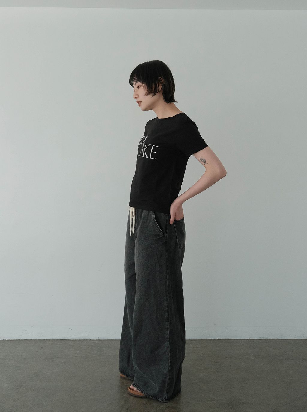 蛋糕刺繡字母踢_M16
