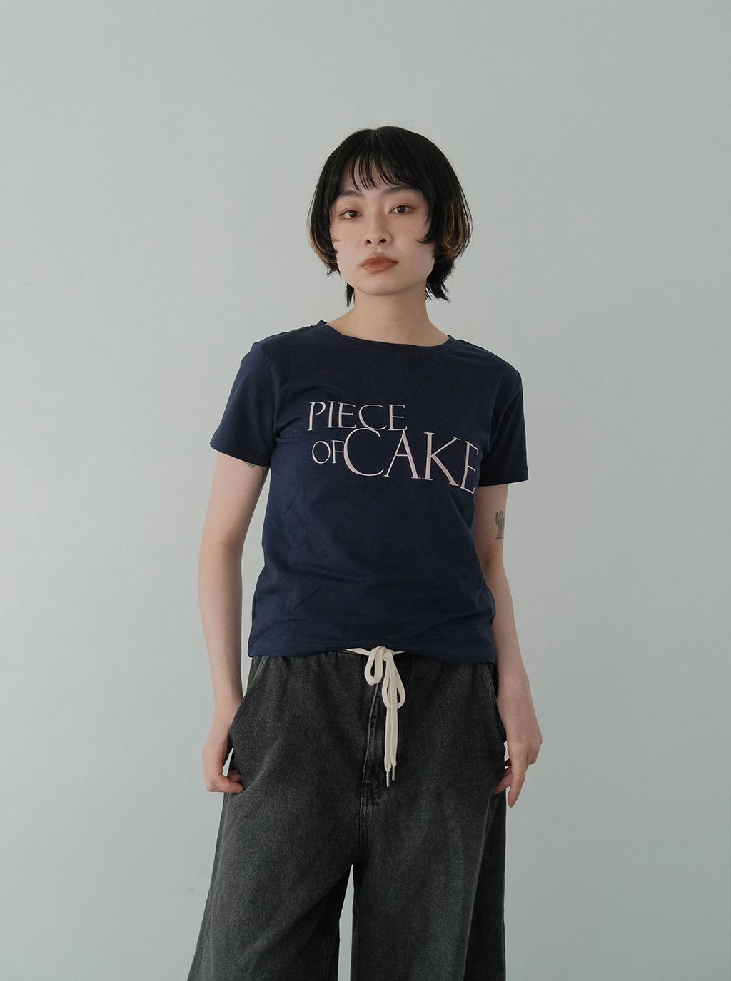 蛋糕刺繡字母踢_M11