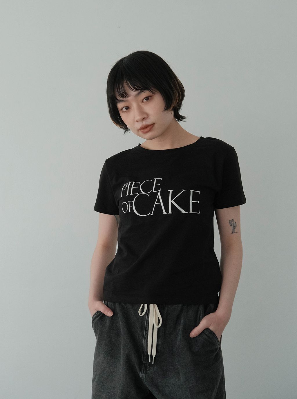 蛋糕刺繡字母踢_M14