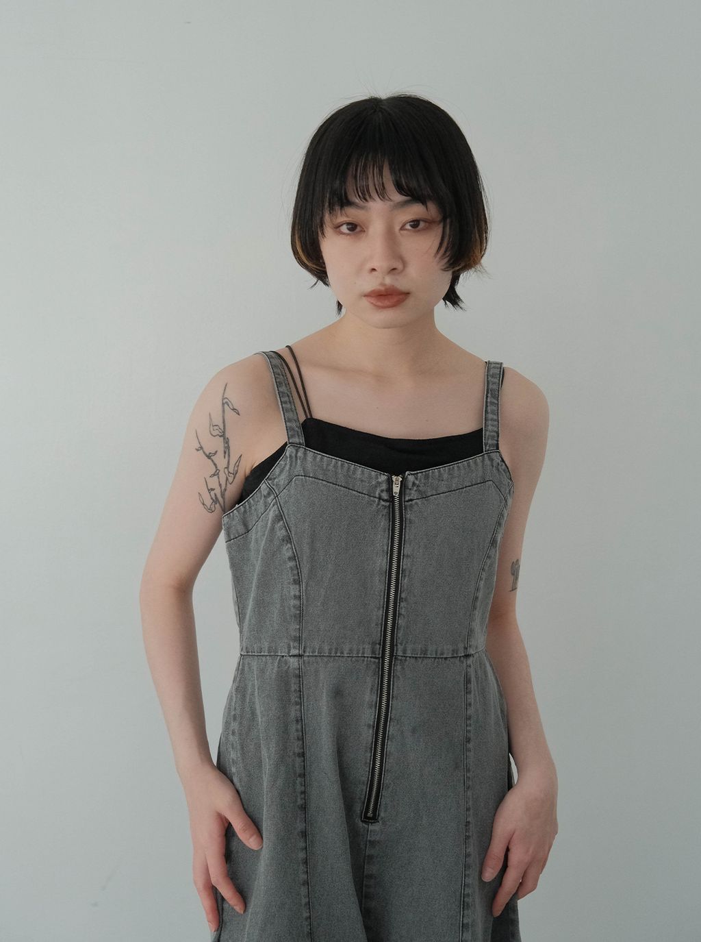 牛仔細肩帶背心裙M_07