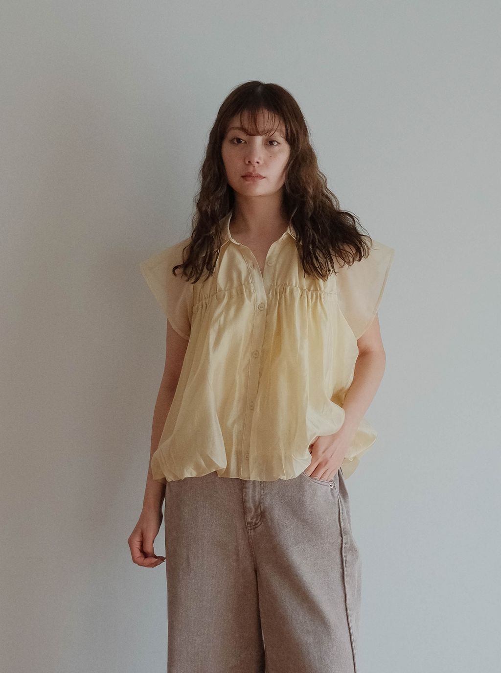 透明感澎澎花邊上衣_M07