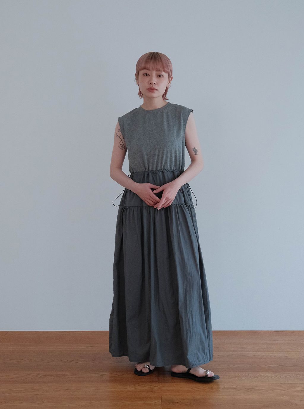 異材質拼接休閒洋裝M_01