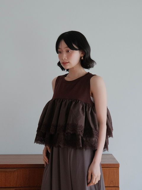 蕾絲澎鬆感拼接無袖上衣_M01