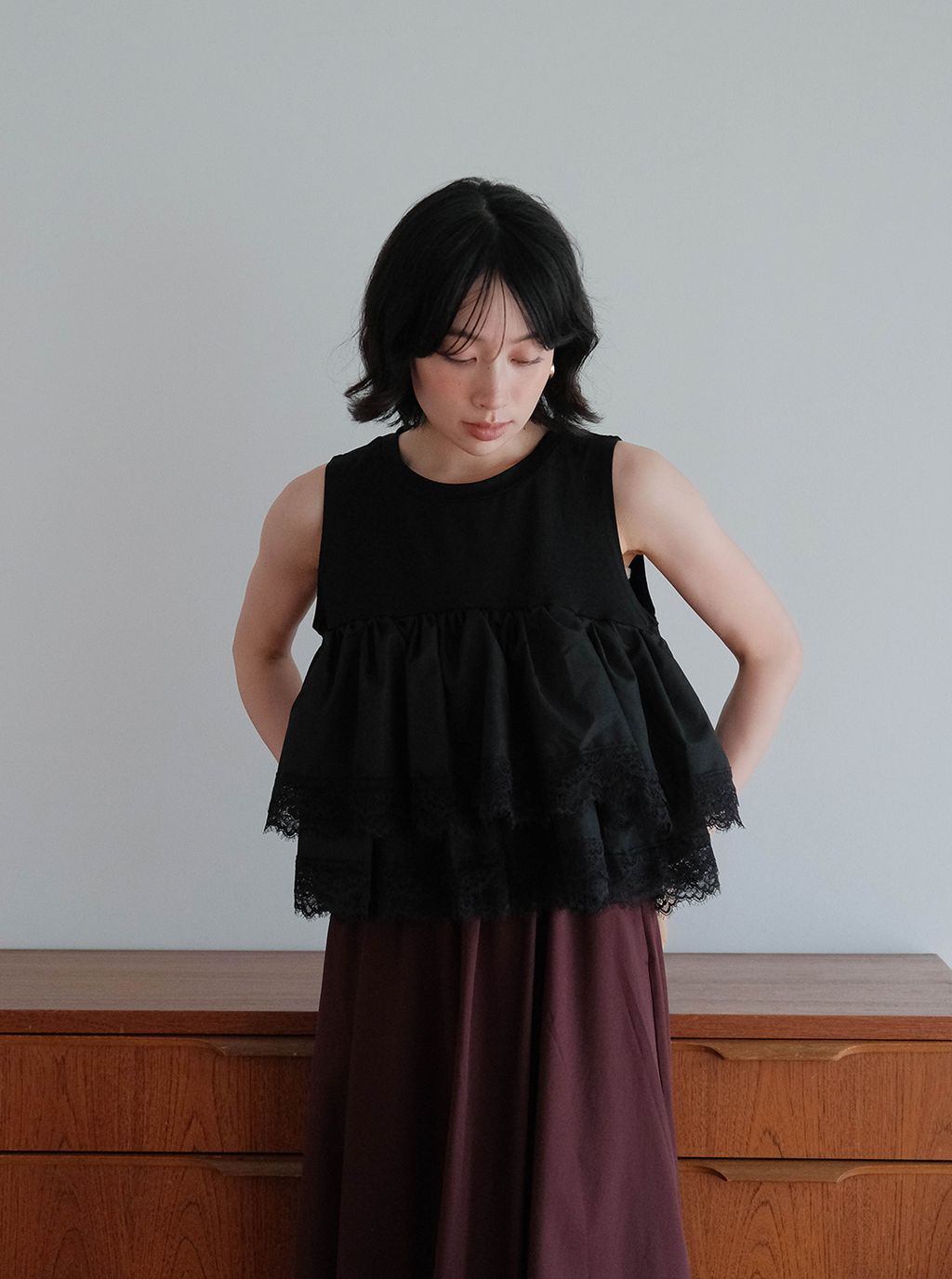 蕾絲澎鬆感拼接無袖上衣_M10