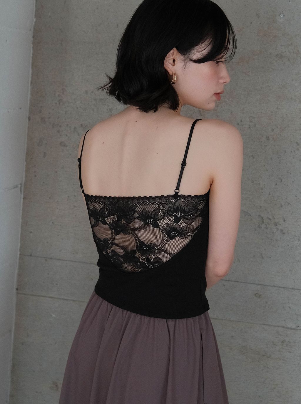 背後蕾絲拼接有Bra小背心_M15