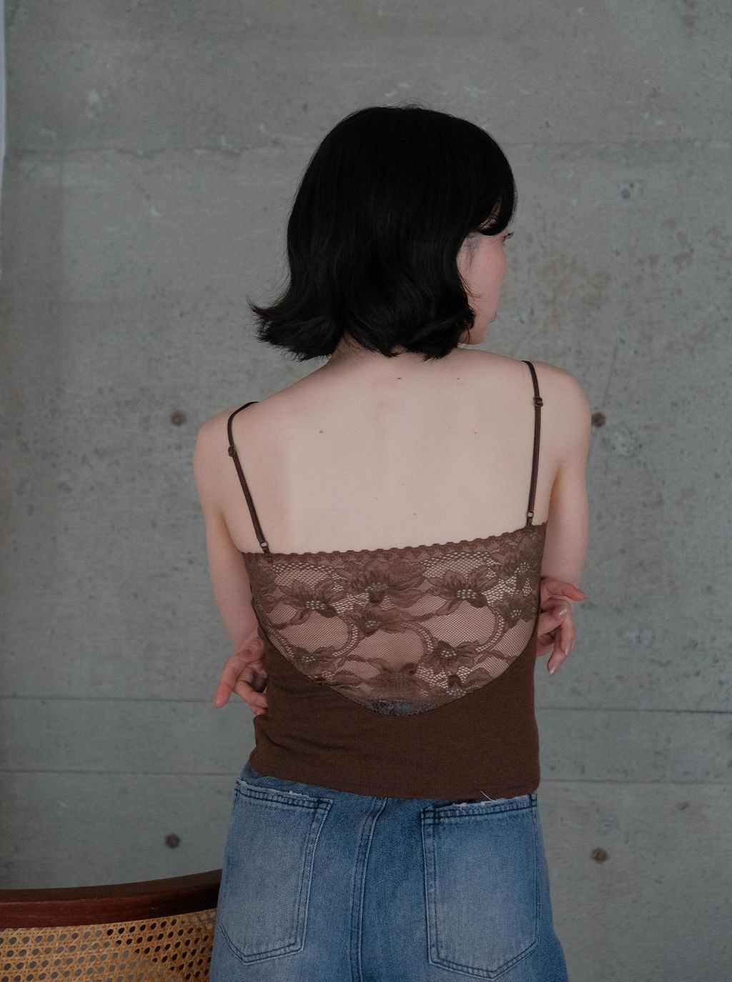 背後蕾絲拼接有Bra小背心_M11