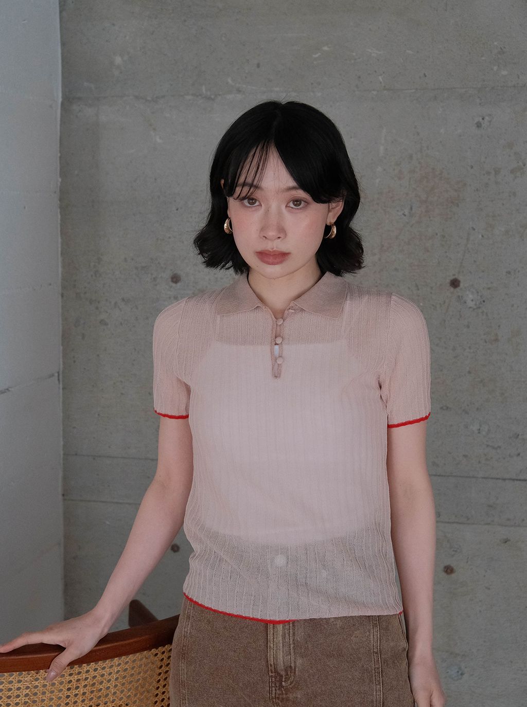 撞色滾邊微透明感POLO上衣_M04