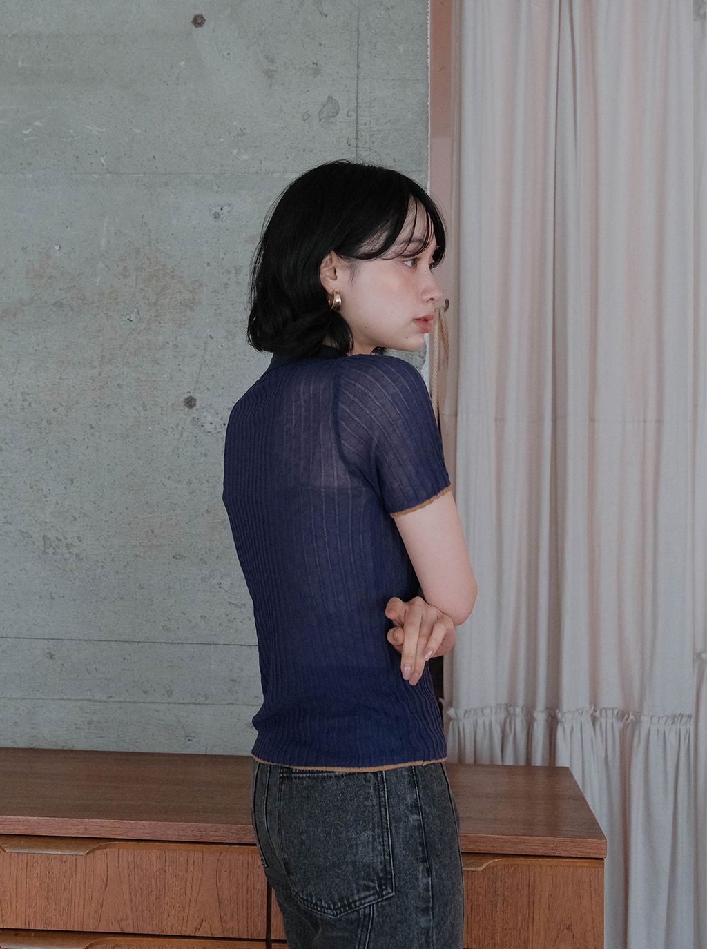 撞色滾邊微透明感POLO上衣_M19