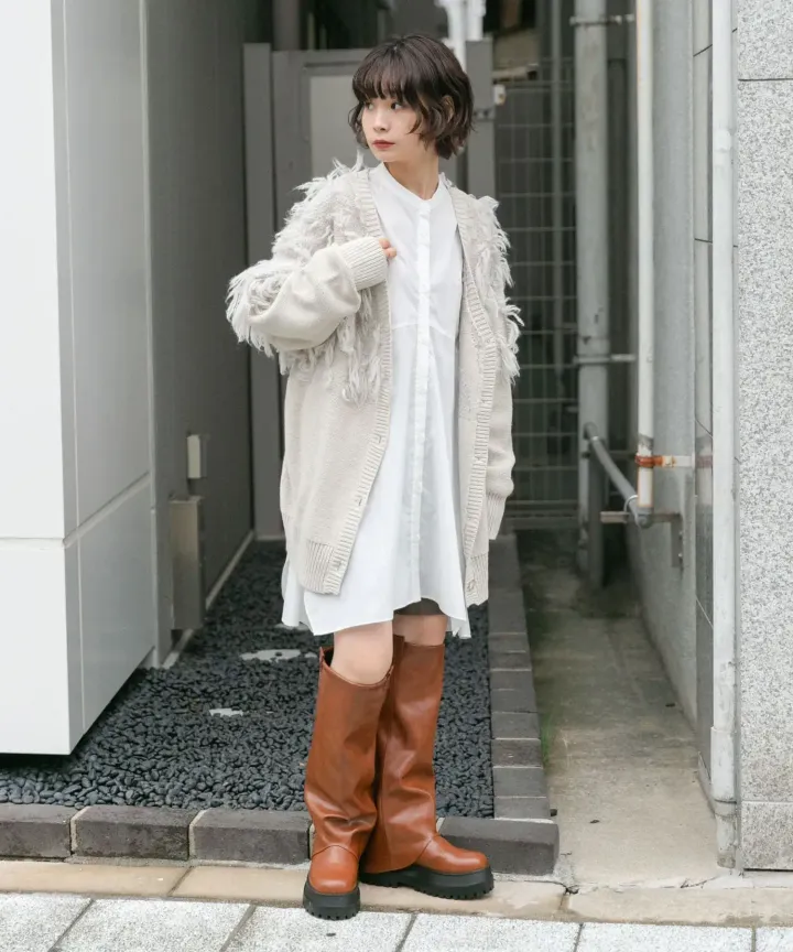 16611203