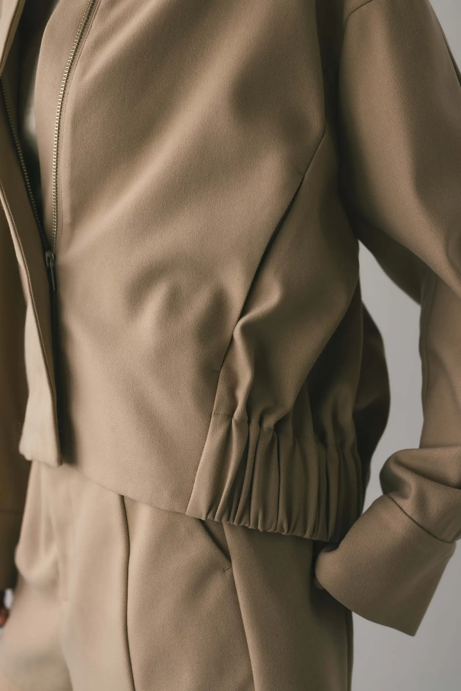 500IAS30-1161_BEG_10