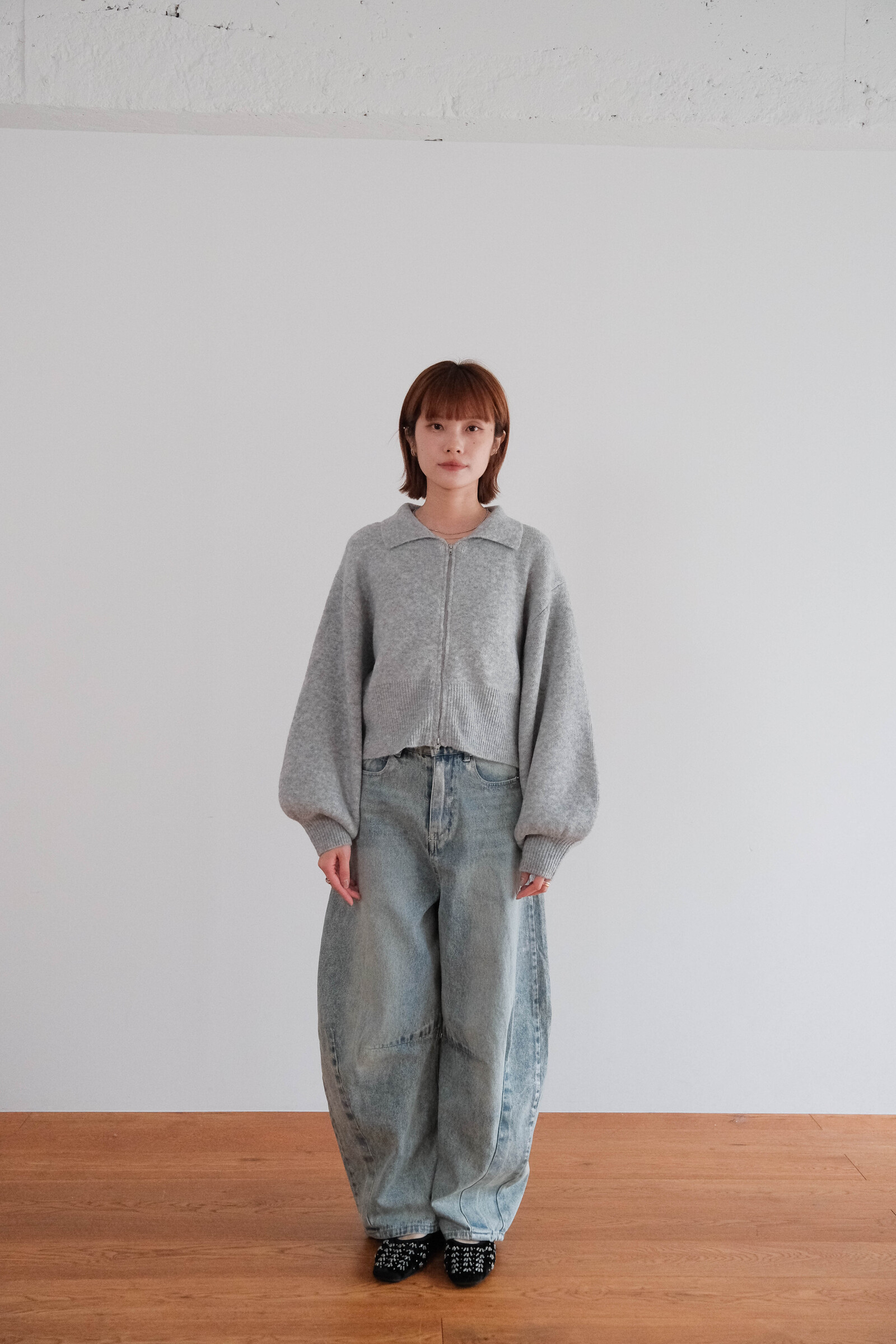 
灰色（グレー）