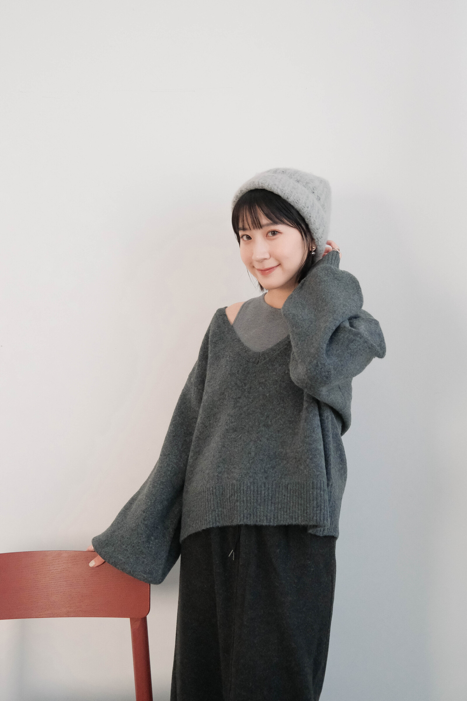 炭灰色(チャコールグレー)