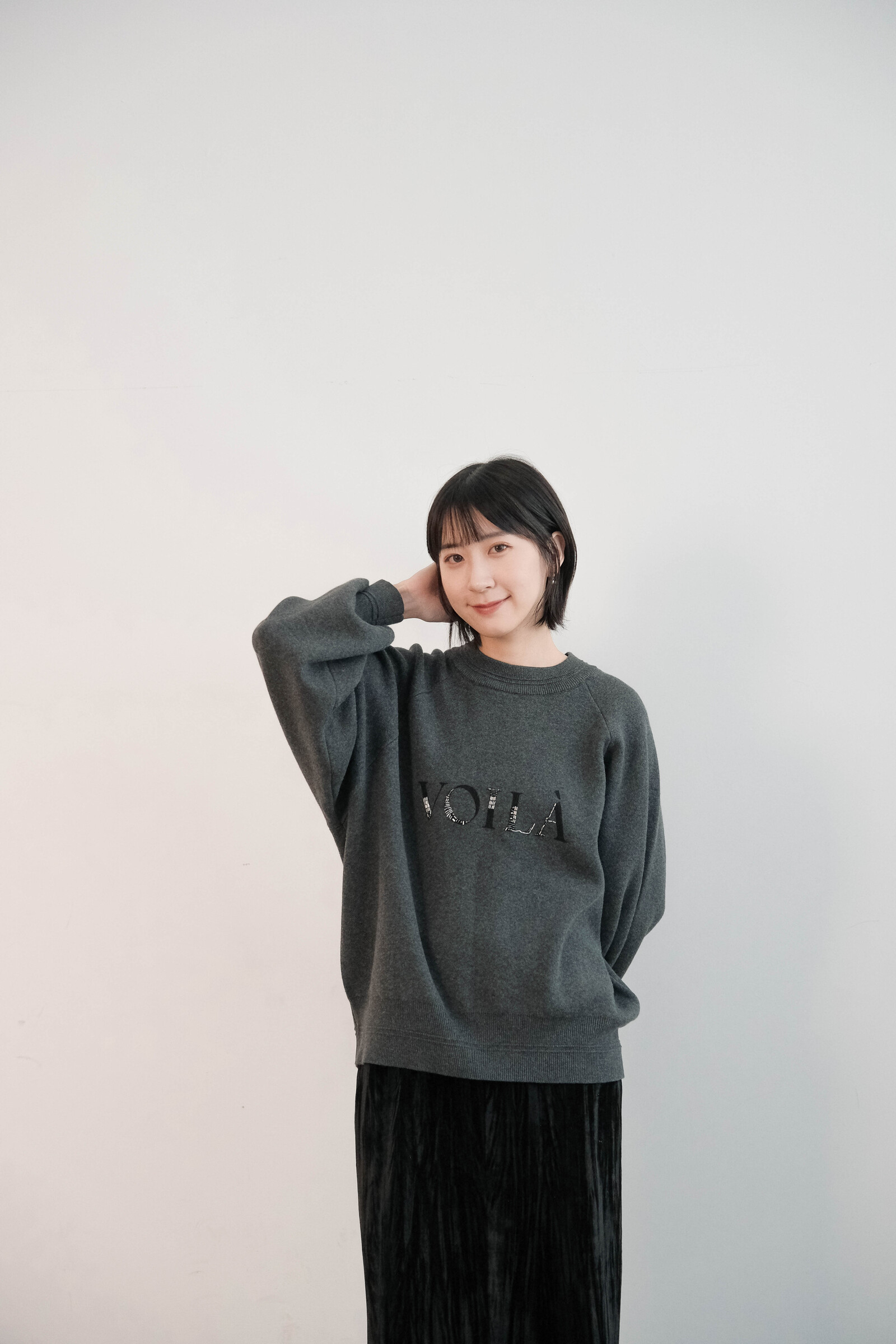 炭灰色(09/チャコール)