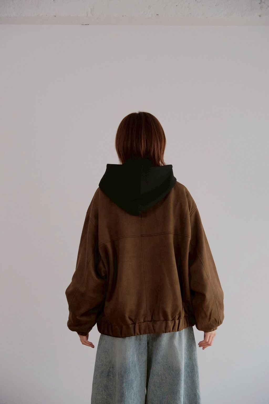 LINE_ALBUM_口袋寬鬆感麂皮外套 補充照片_260130_3