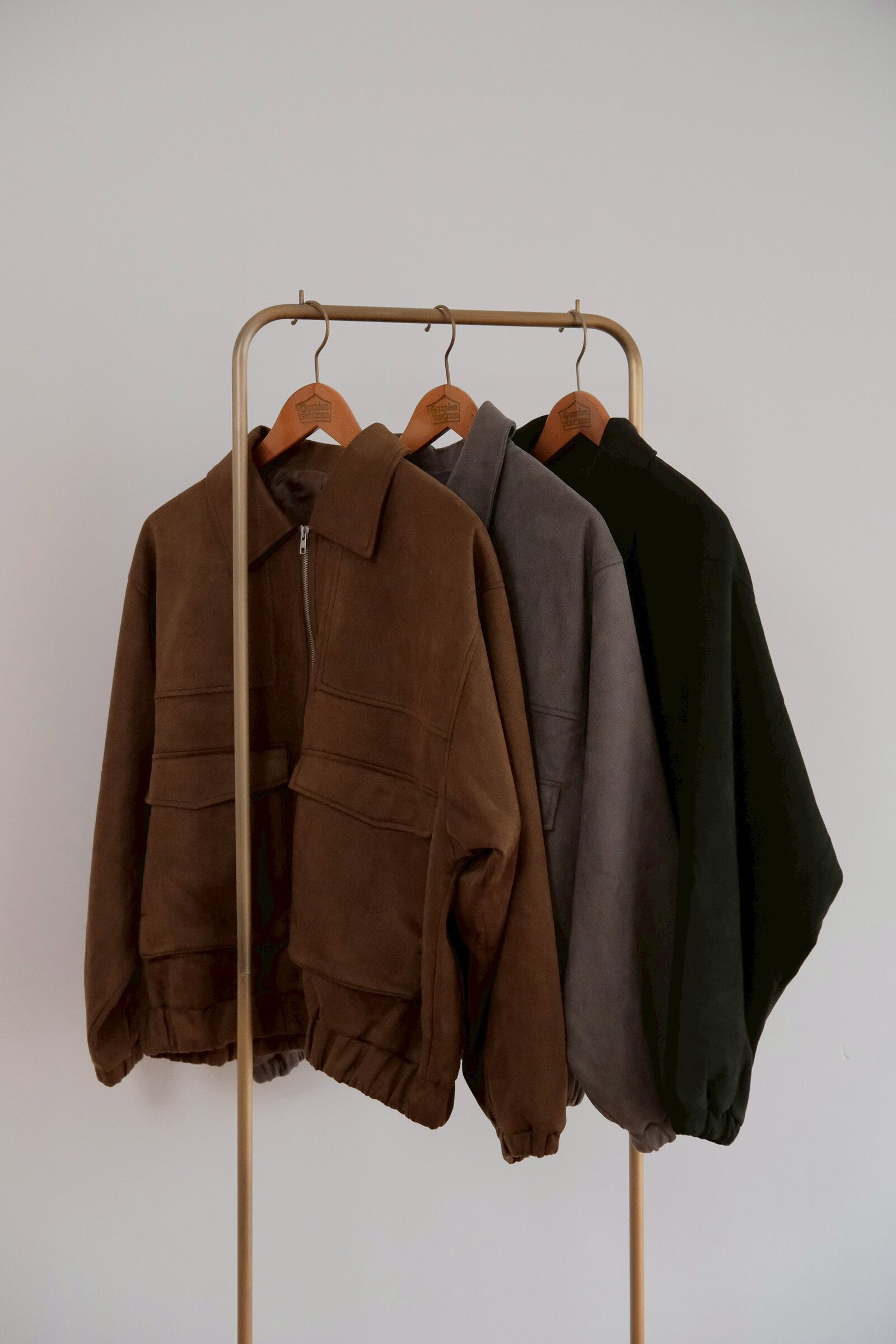 LINE_ALBUM_口袋寬鬆感麂皮外套 補充照片_260130_5