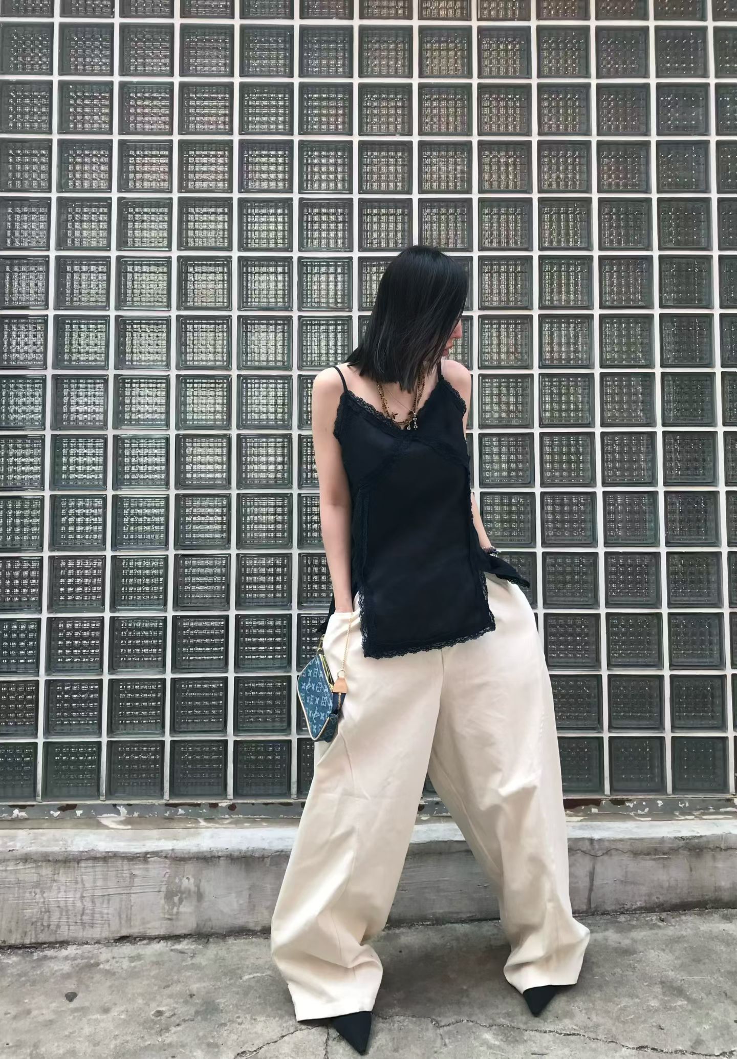 e9eeaa1853f347bfbe00aa11d7173e