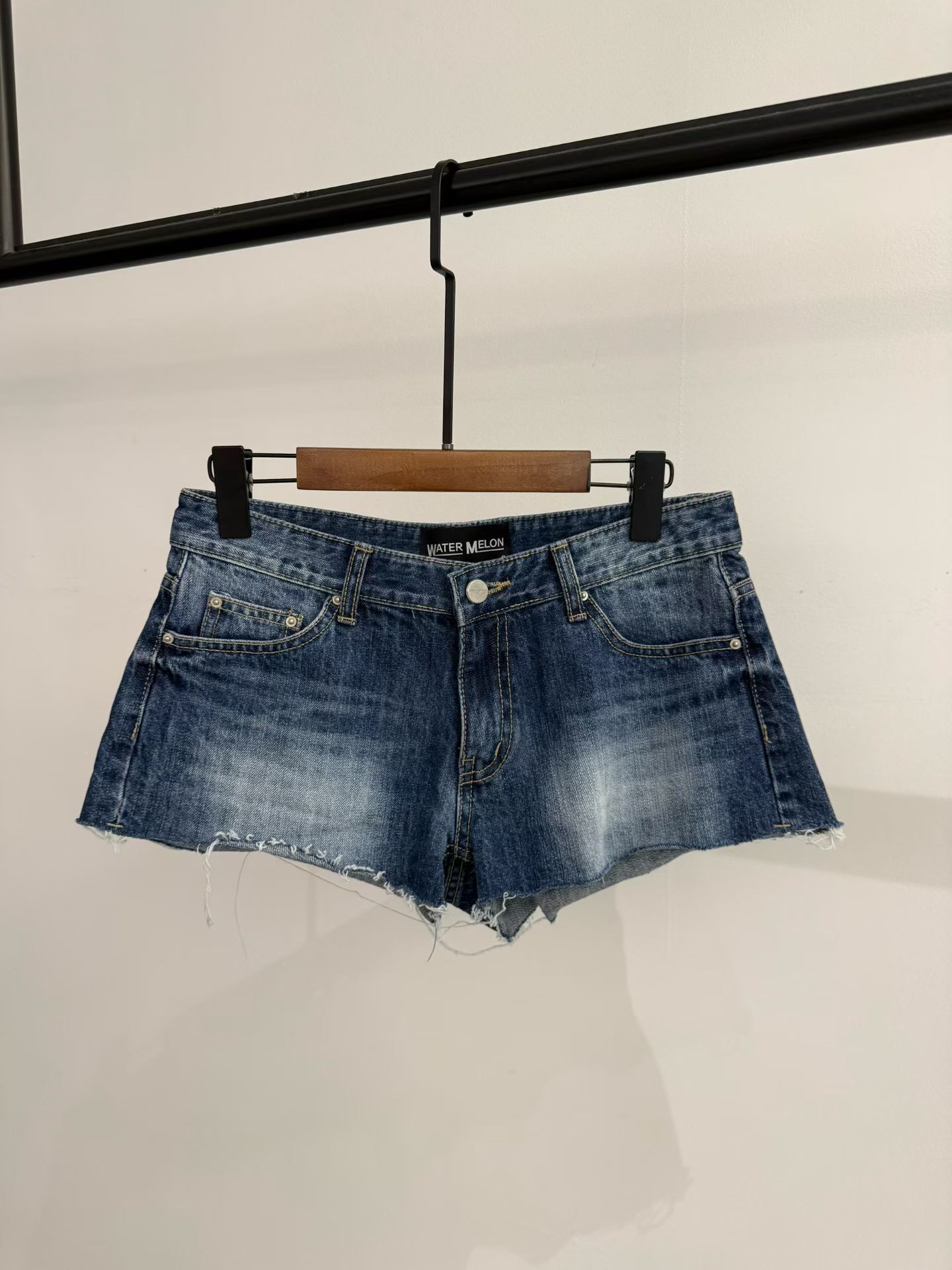 78b6b36b8ddcdf83592086f48f0135