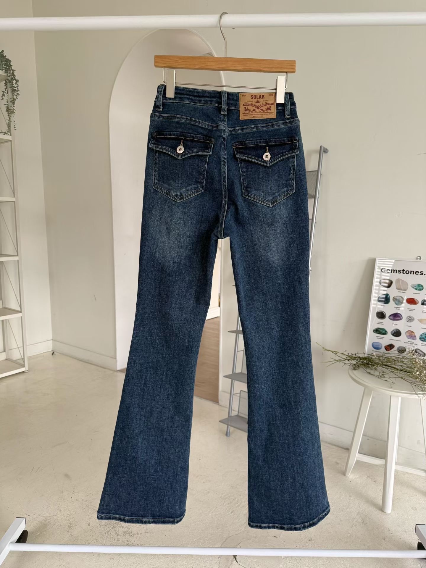 b43377fe8a0aee242a37abadabe55699