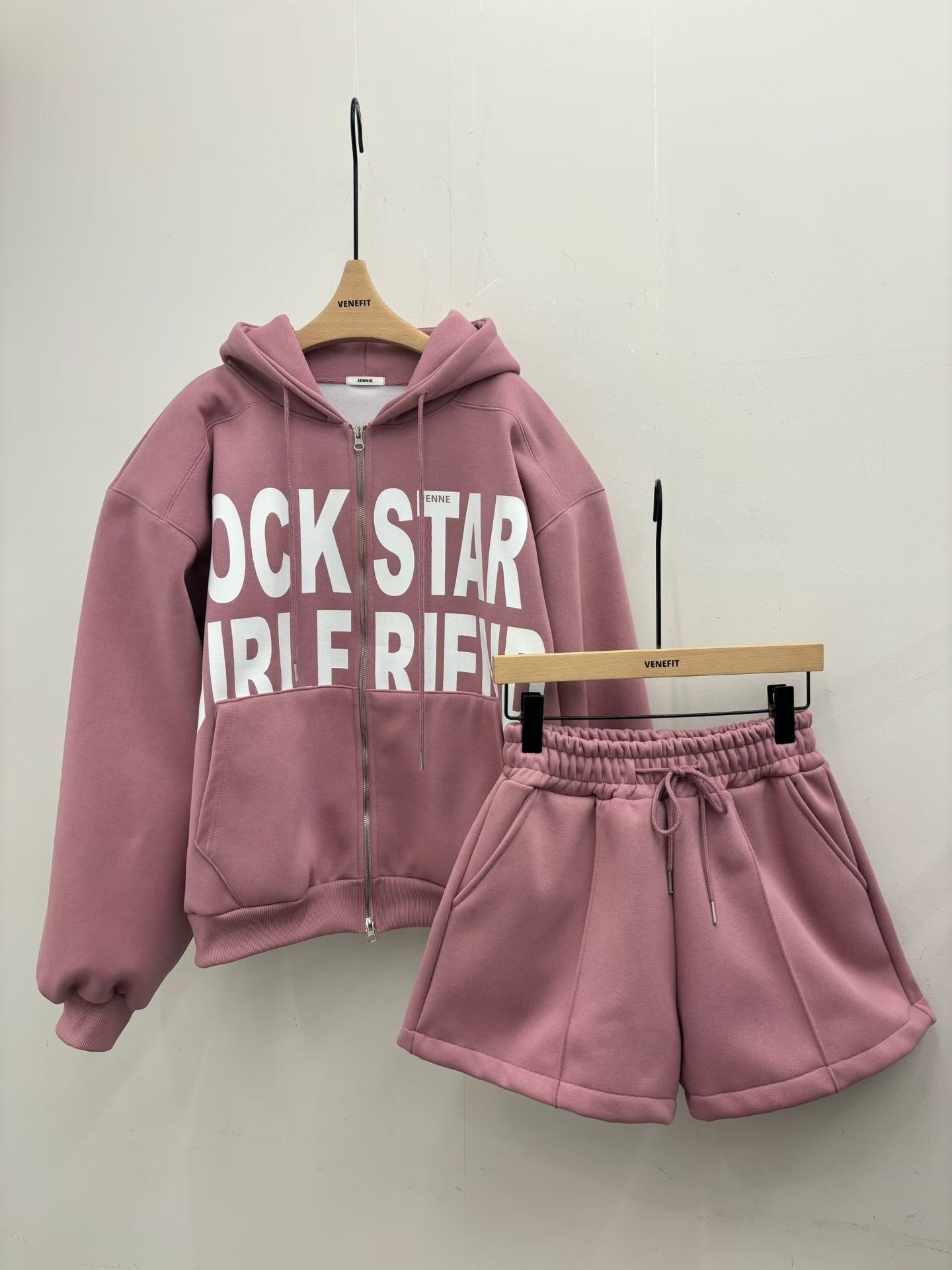 4bde681e7e3386a594c7408524e948eb