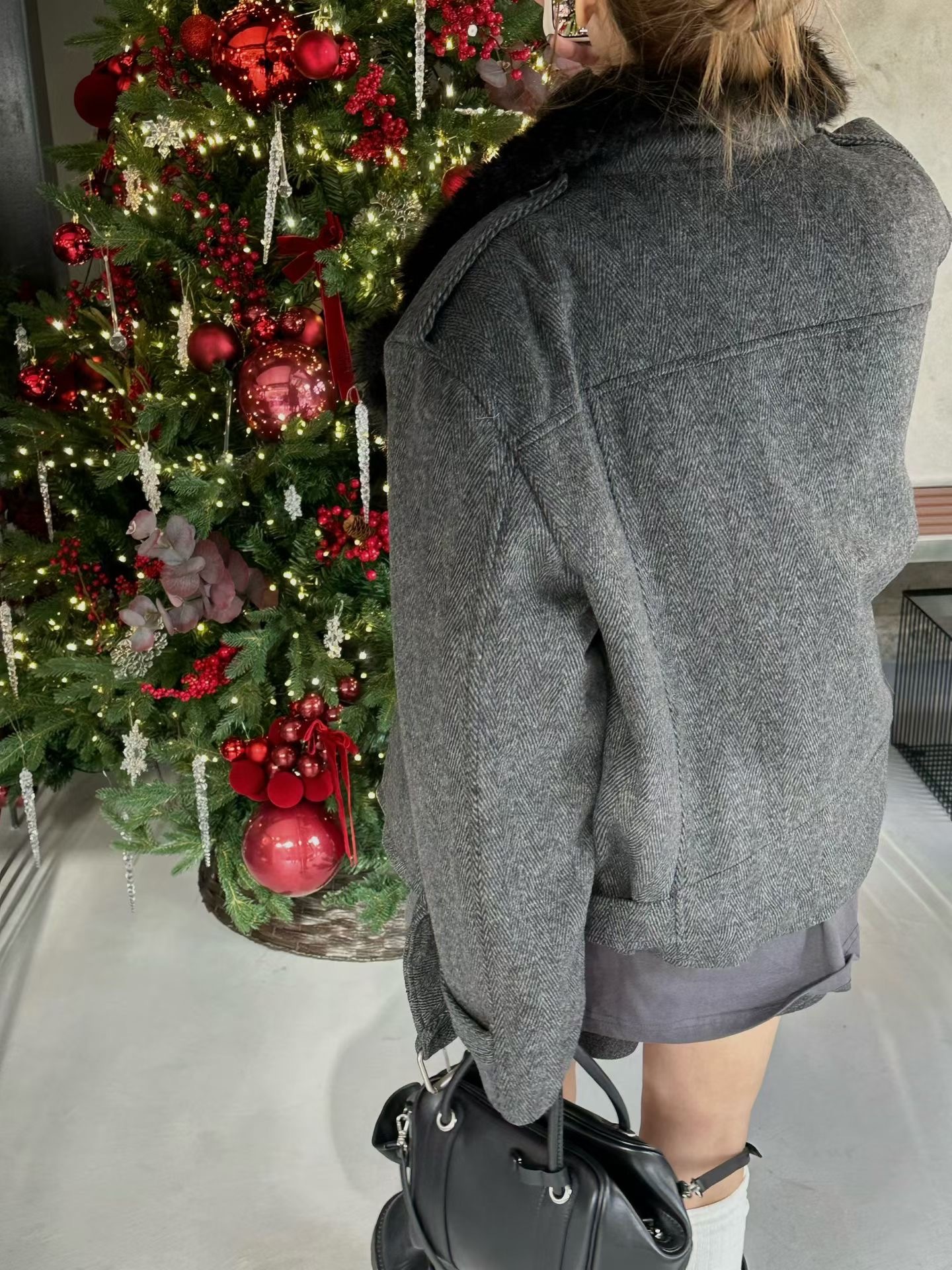 19b53ec0edfe41b69e8f7872e707eb50