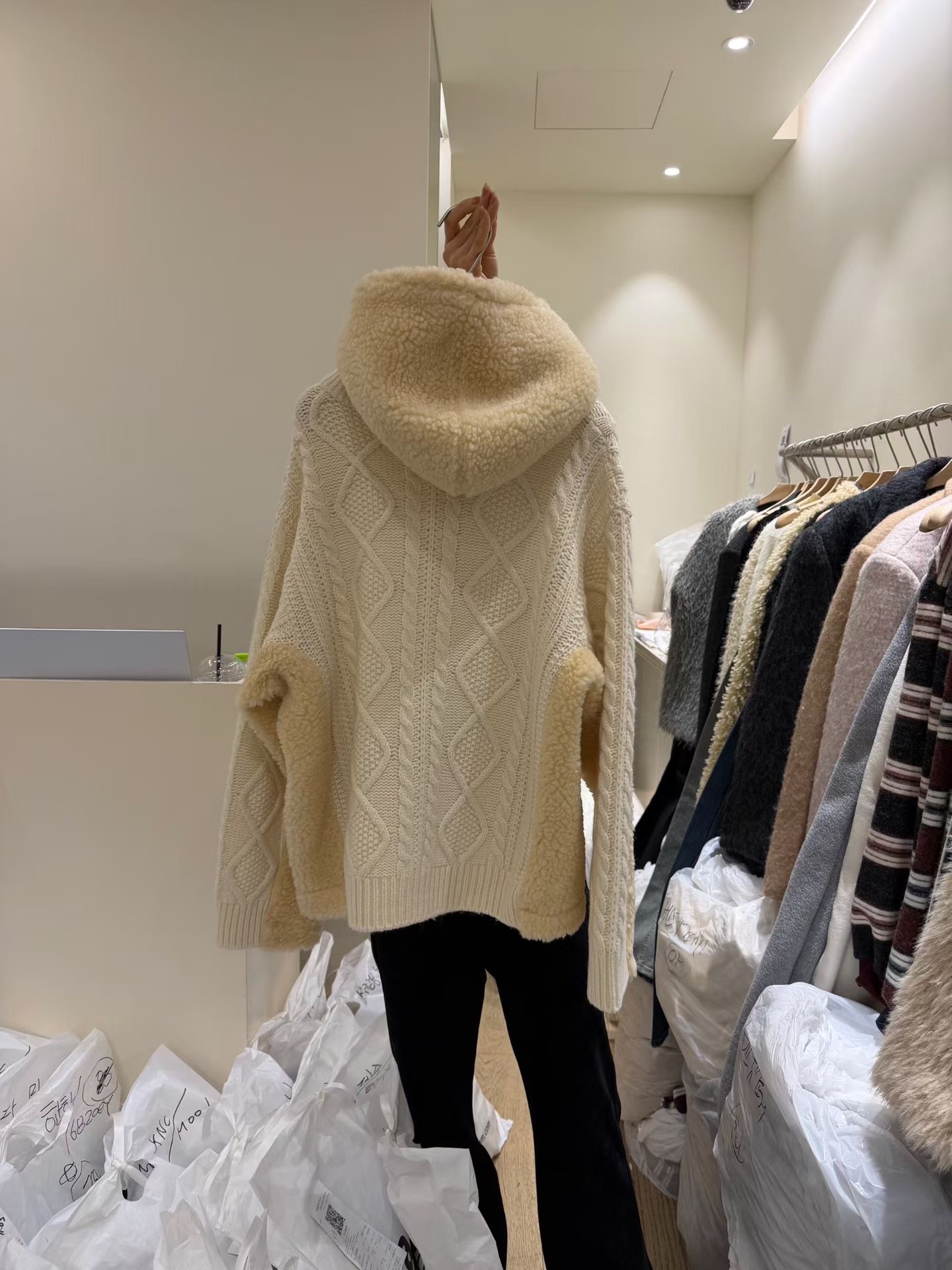 0e2d9d16b7469479501706d47254009d