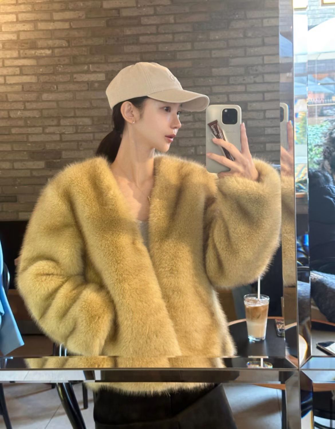 6871fbb1a48a774e3c3161403e172e12