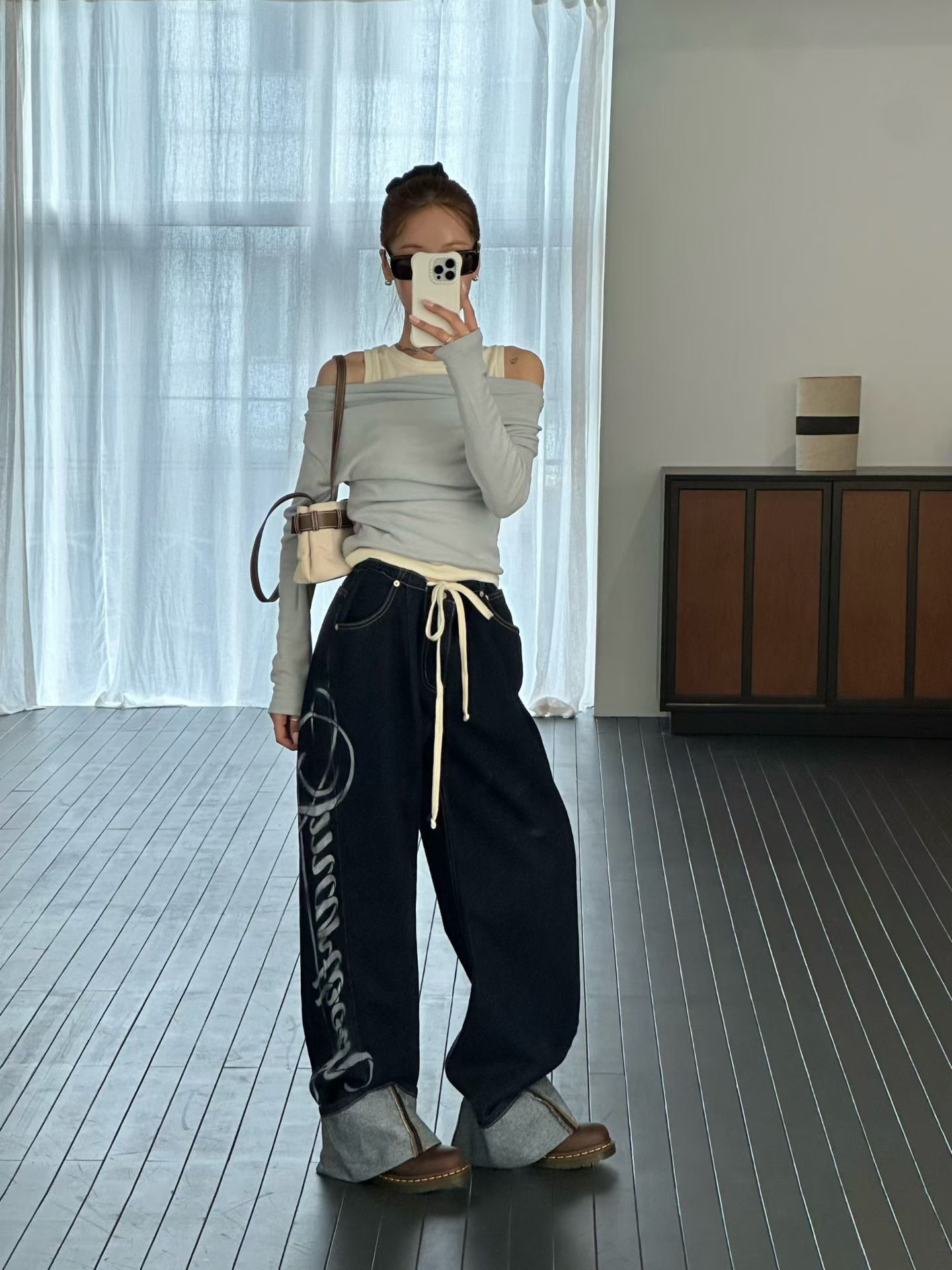 23feb53f84779318d3c7b768b56772f1