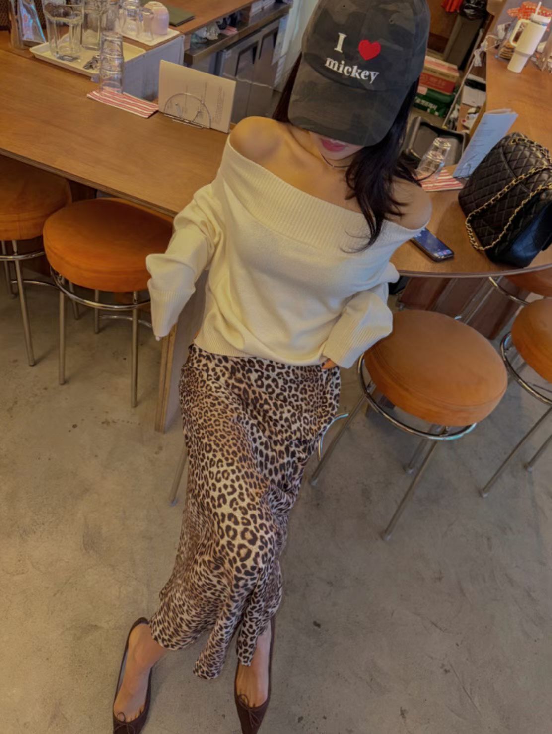 b6a4c89857a1d8306634f398ee3ad19b